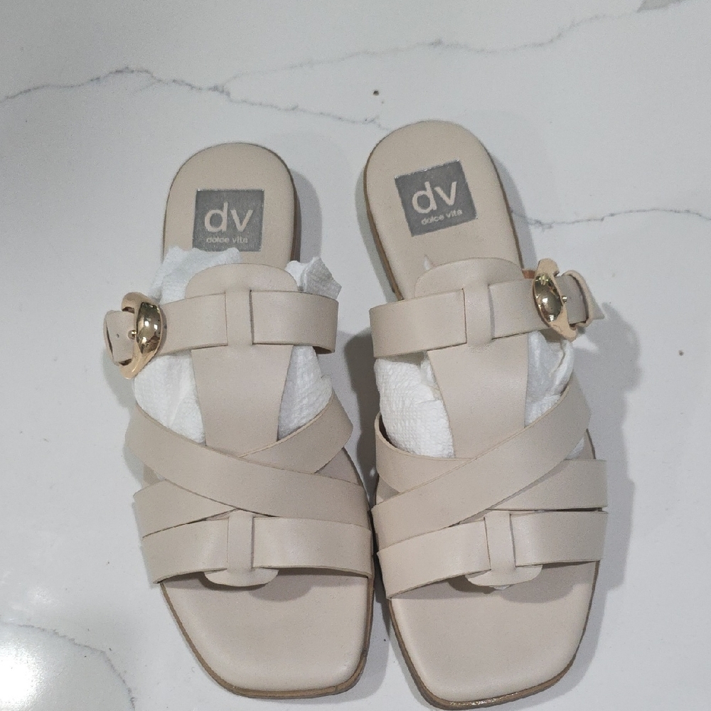 DV by Dolce Vita Tan Women's Sandals